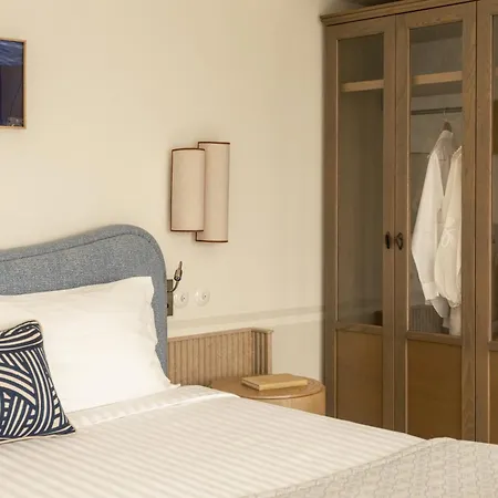 Homeric Poems Hotel 5*