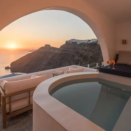 Hotel Homeric Poems 3*
