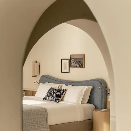 Homeric Poems 5* Firostefani