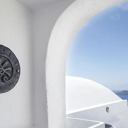 Hotel Homeric Poems 5*