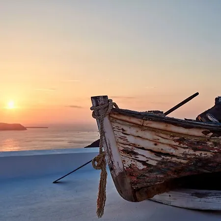 Homeric Poems Hotel Firostefani