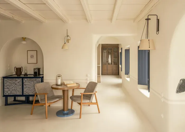 ホメリック ポエムス ホテル フィロステファニ